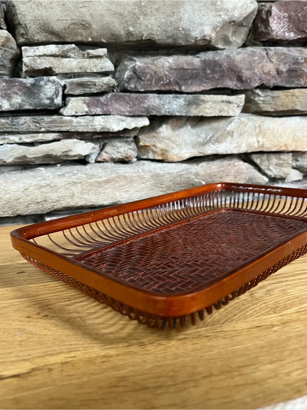 Bantai rantai tray